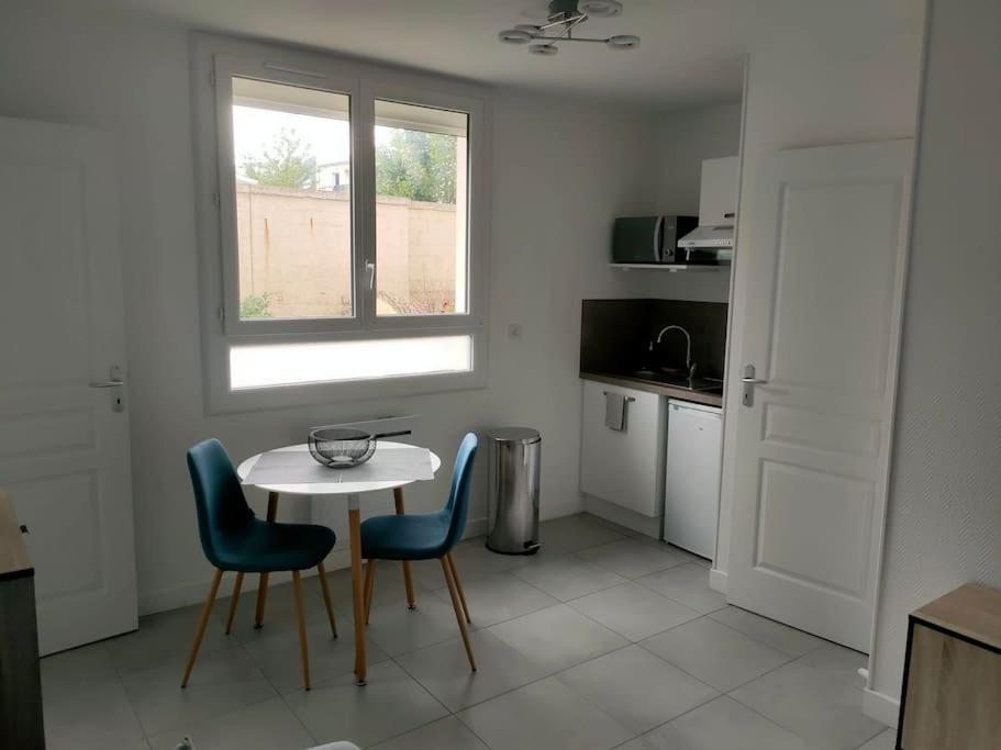 Cosy Avec Place De Parking Privee *