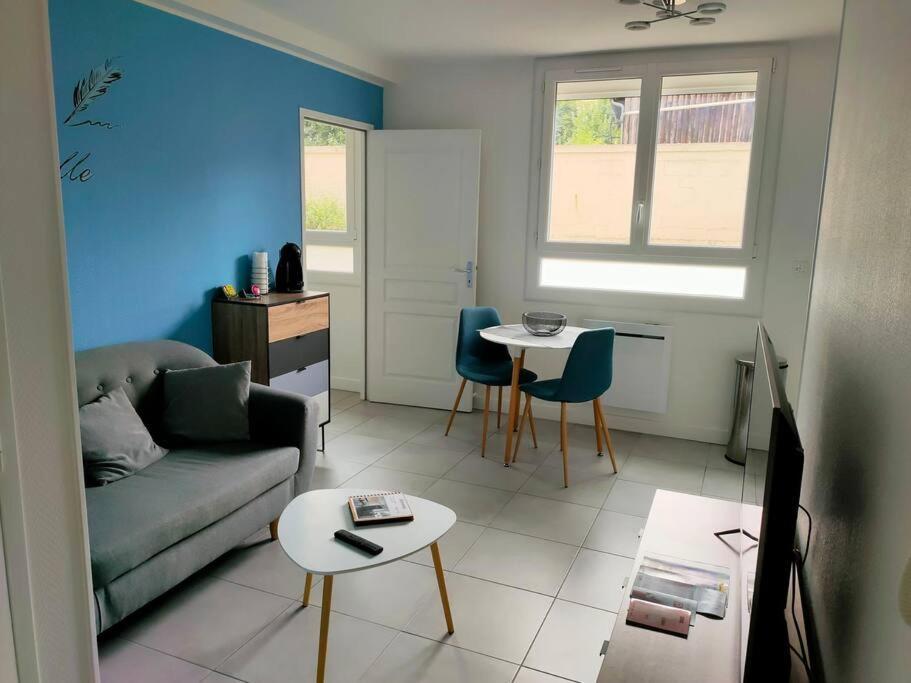 Cosy Avec Place De Parking Privee *